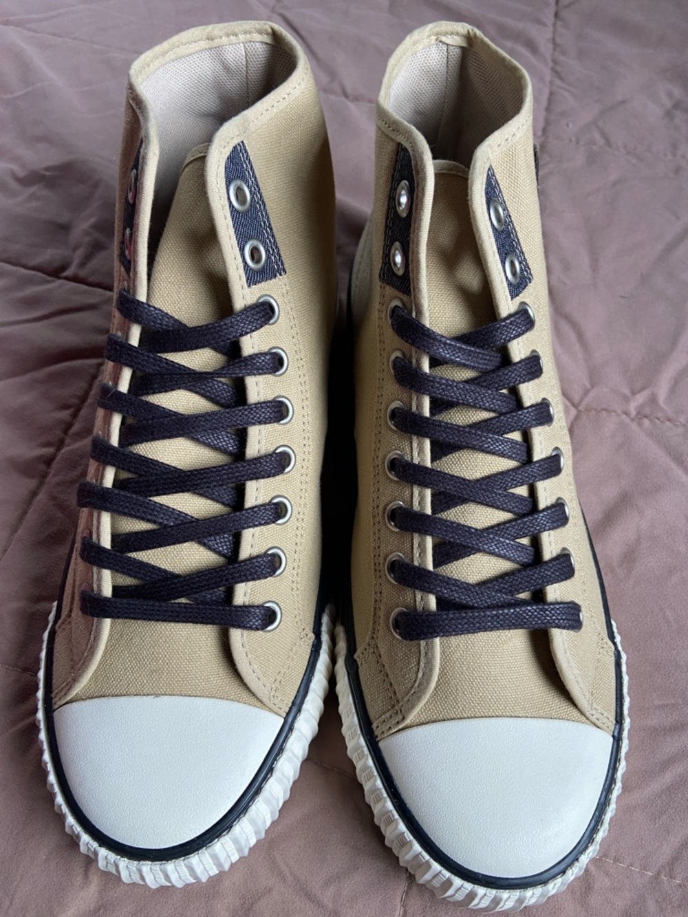 🏷️ P.F. Flyers Men's Tan Canvas High-Top Sneakers with Black Trim BNIB - Picture 6 of 9